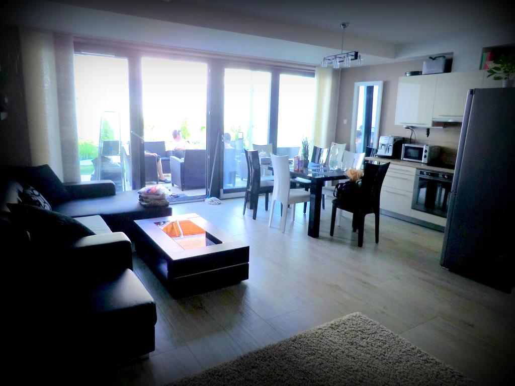 Villapark Pleasure Apartment Balatonfured Room photo